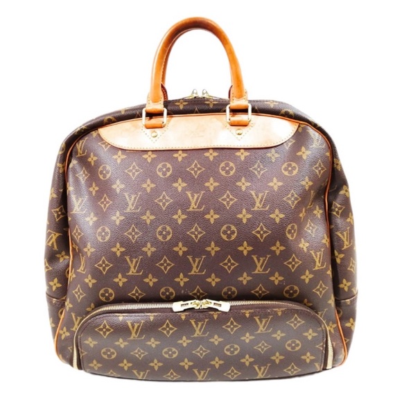 Louis Vuitton Monogram Evasion Travel Bag in Excellent Preloved Condition - Picture 10 of 16